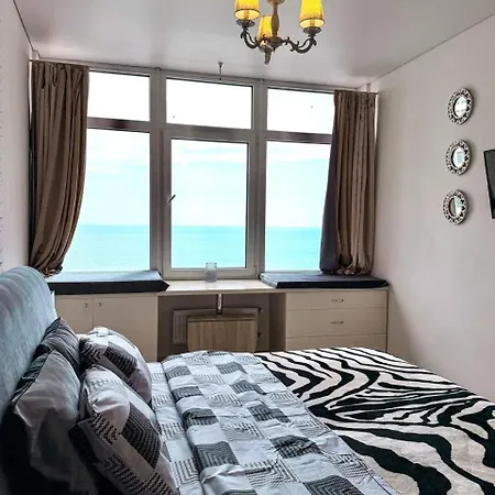 первая линия от моря, аркадия * Одеса