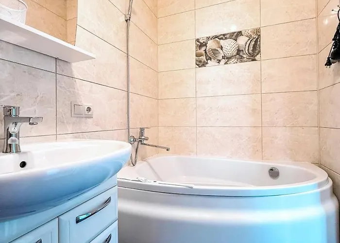 Apartament первая линия от моря, аркадия *